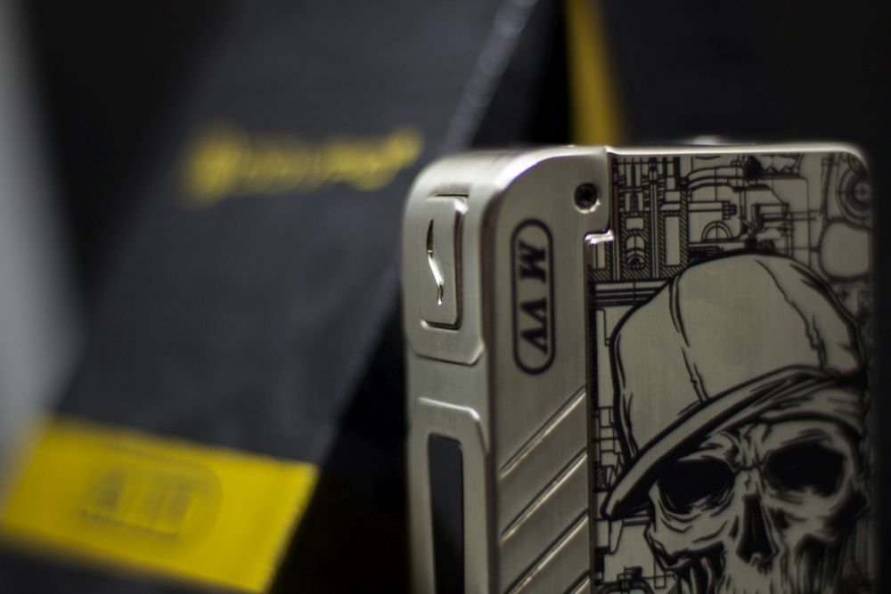 Skull edition. Assassins creed black flag jackdaw edition ps4 коробка. Steelbook assassins creed черный флаг. Фарфоровый череп. Коллекционное издание ассасин крид 4.