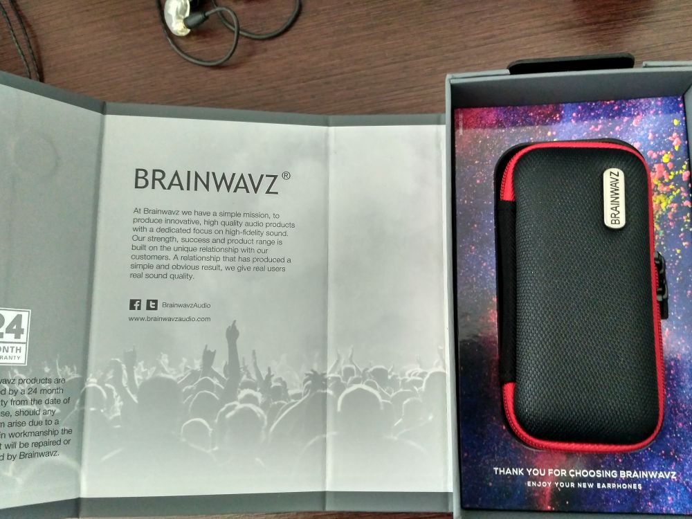 obzor-brainwavzaudio-b200-dual-balanced-armature-earphones-review-03