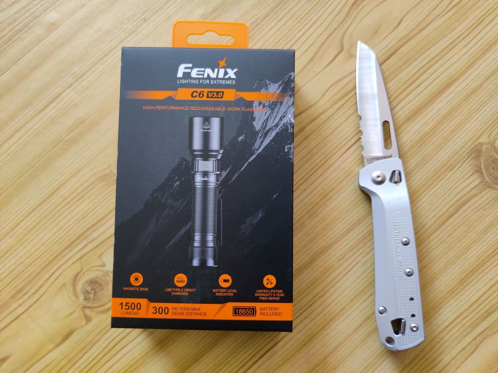 Фонарь fenix c6 v3. Фонарик феникс тк11. Фонарь fenix c6. Фонарь fenix c6 v3. Фонарь fenix c6 v3.